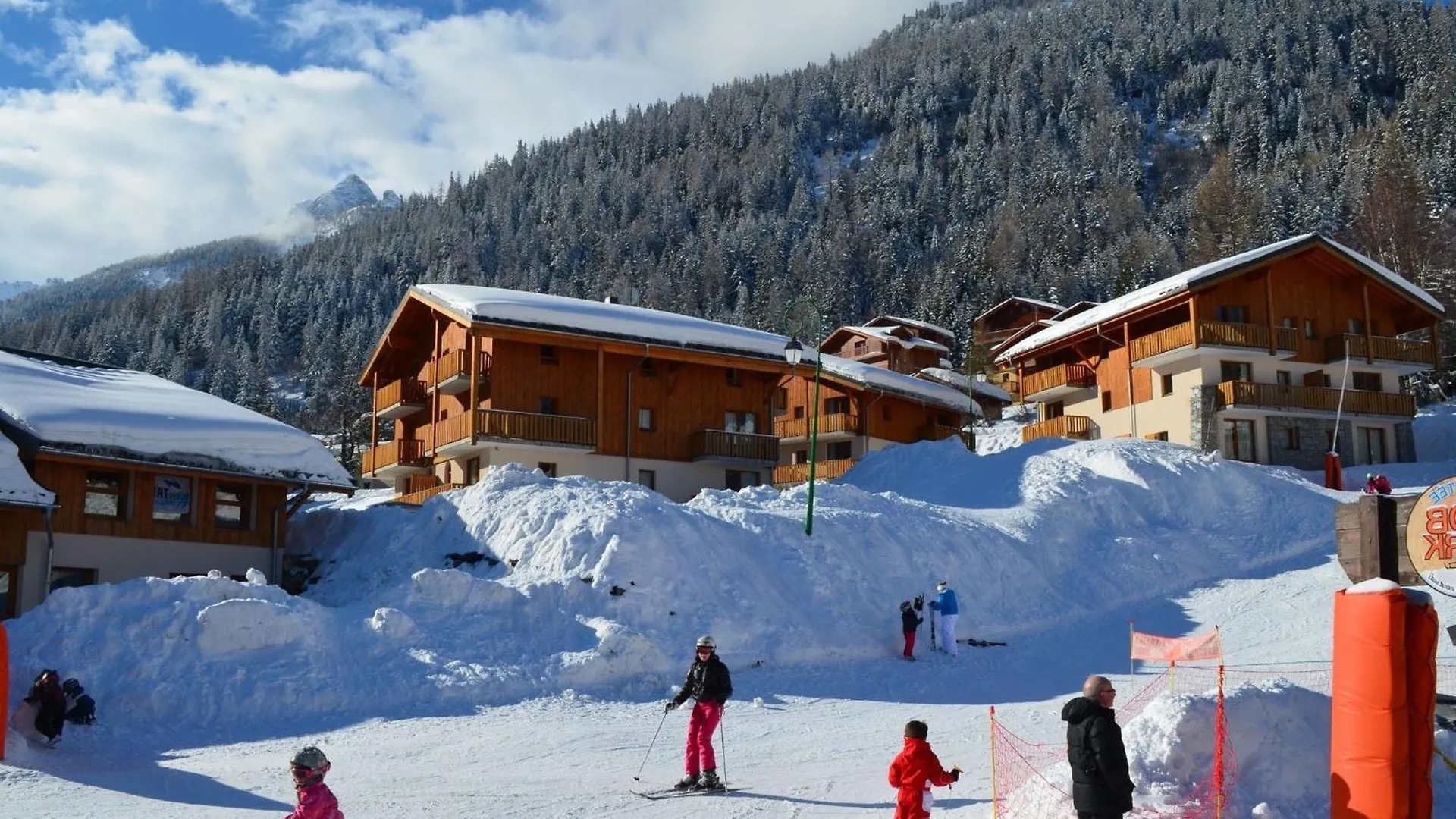 Comfortable Studio At The Ski Slopes Apartment Valfrejus